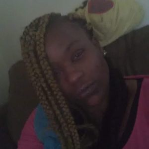 Meet your Posher, Earlinda